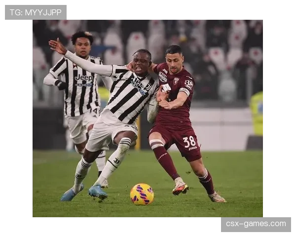 阿贾克斯中场新星闪耀，战术革新引领球队进攻新风潮